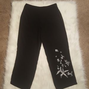 🆕️ Size 10&12 Silver Embroidered Black Crops